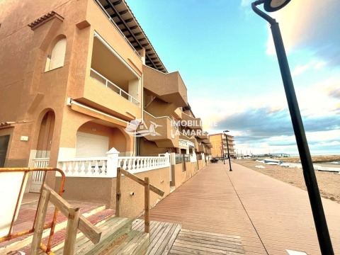 Apartament pe prima linie a plajei La Mata – la 30 de metri de mare