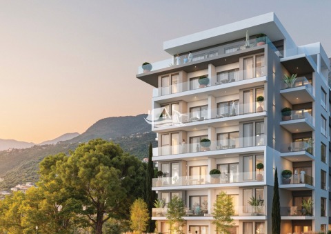 Luxusní apartmán u moře v nejrychleji rostoucí oblasti Černé Hory – investice, která má smysl.