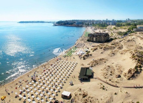 1 pokój z widokiem na morze i dużym tarasem, tuż przy plaży, kompleks Colosseum, Słoneczny Brzeg