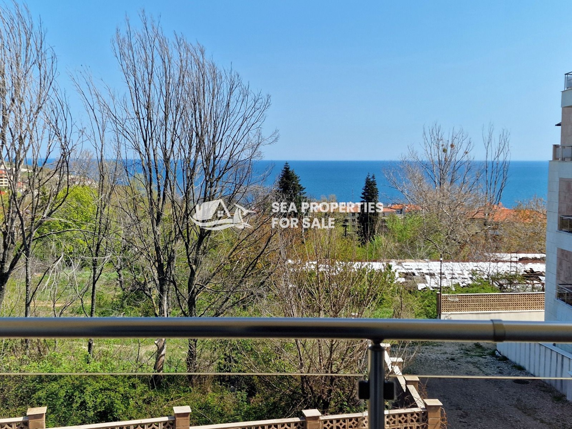 2 rooms with sea view, comfort, peace and excellent investment in one, Byala
